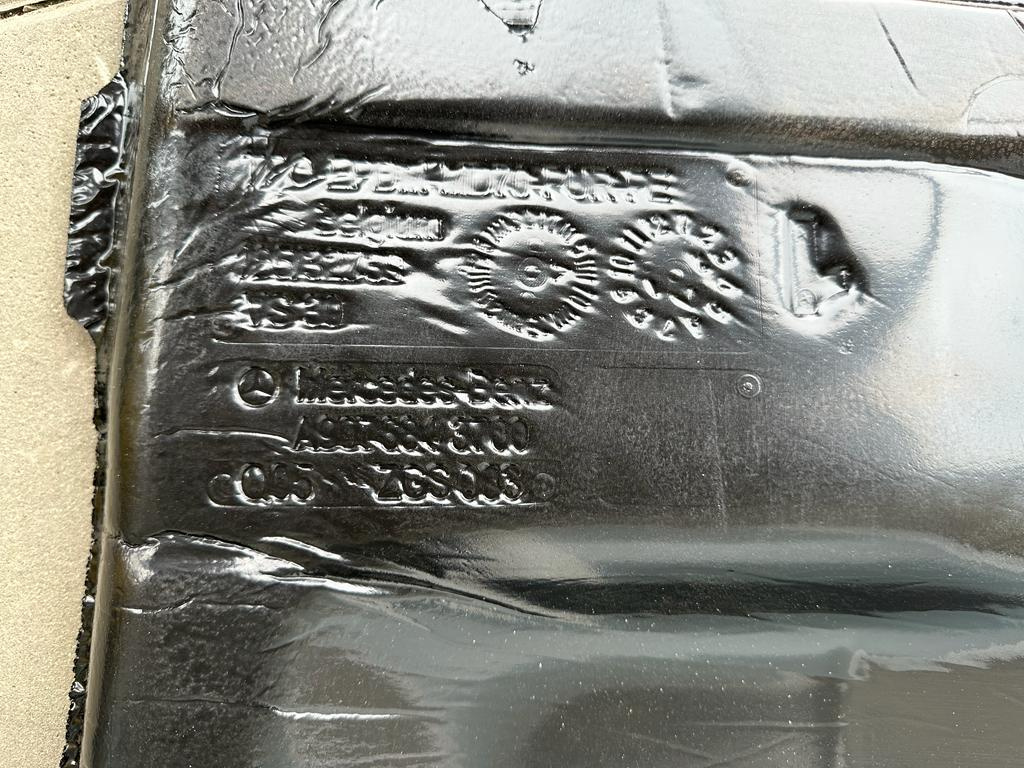 mercedes sprinter W907 podlaha část u spolujezdce - 2