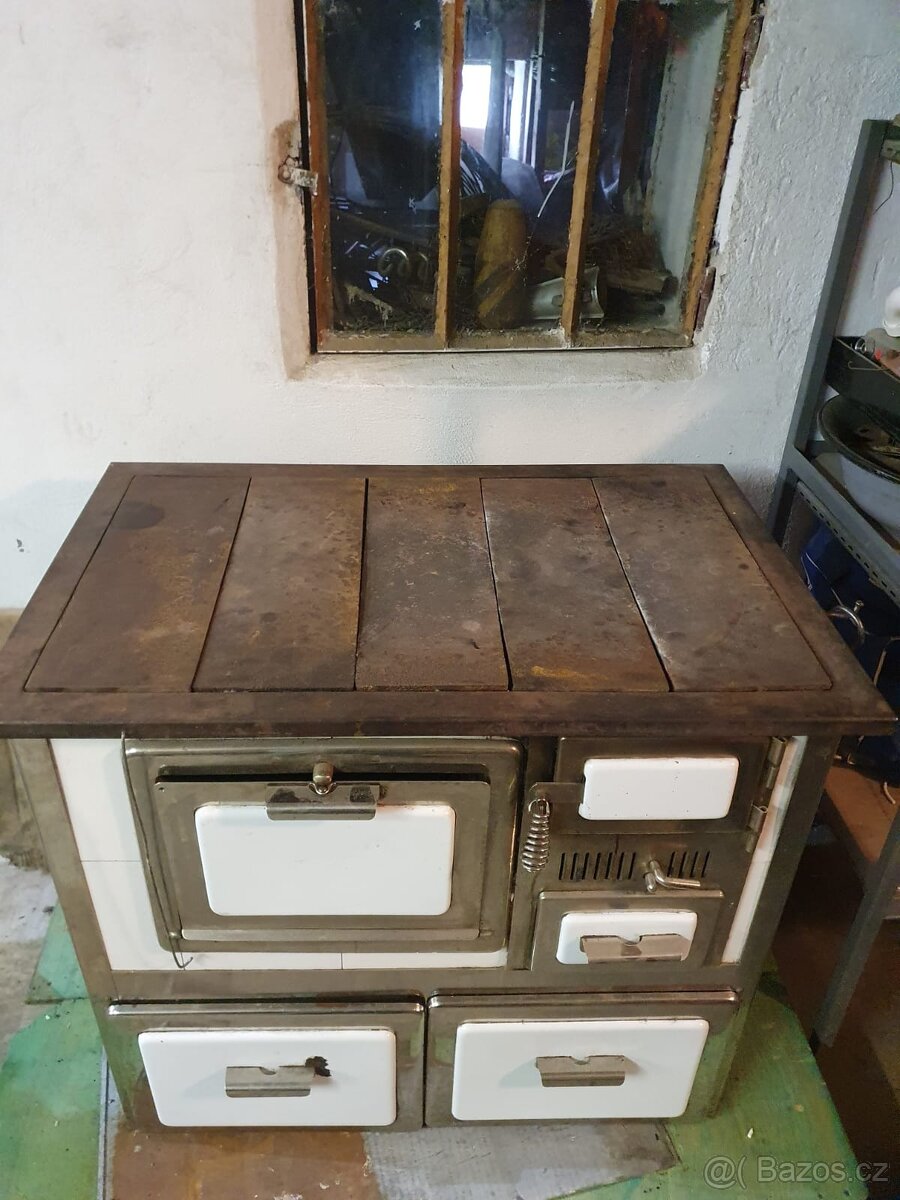 uhelný kachlový sporák Vamberk - 2
