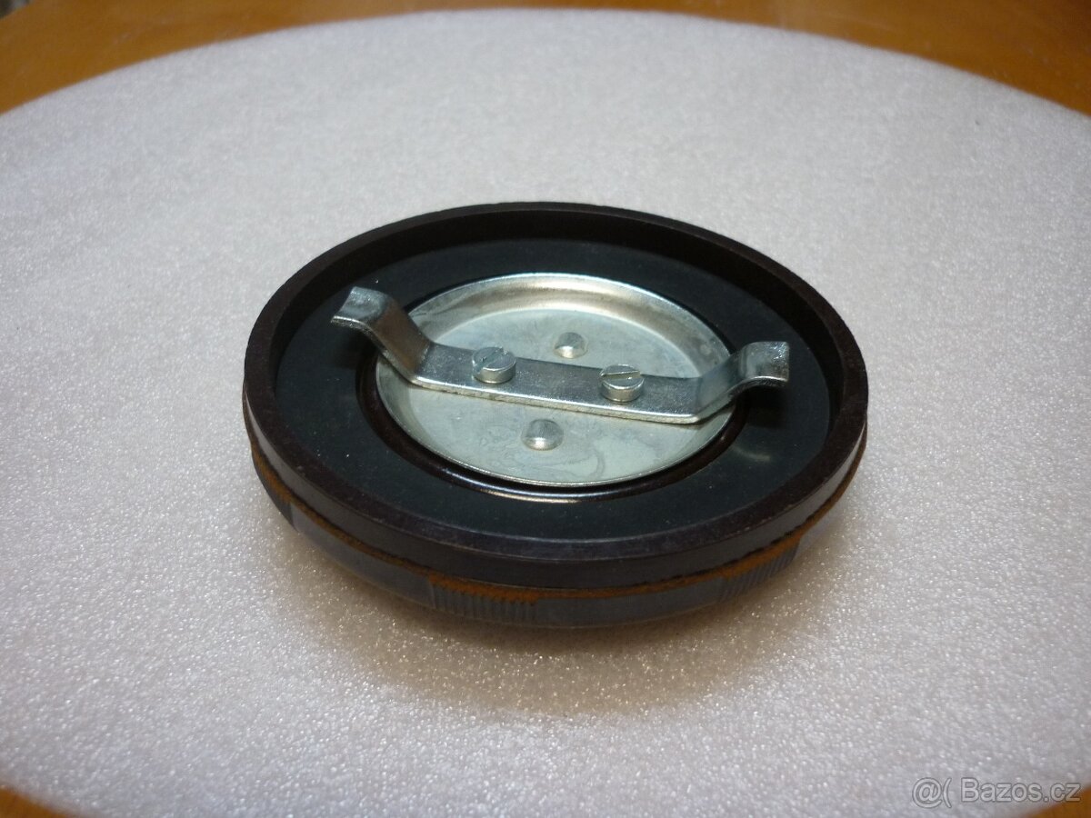 Bakelitové víčko nádrže - 2