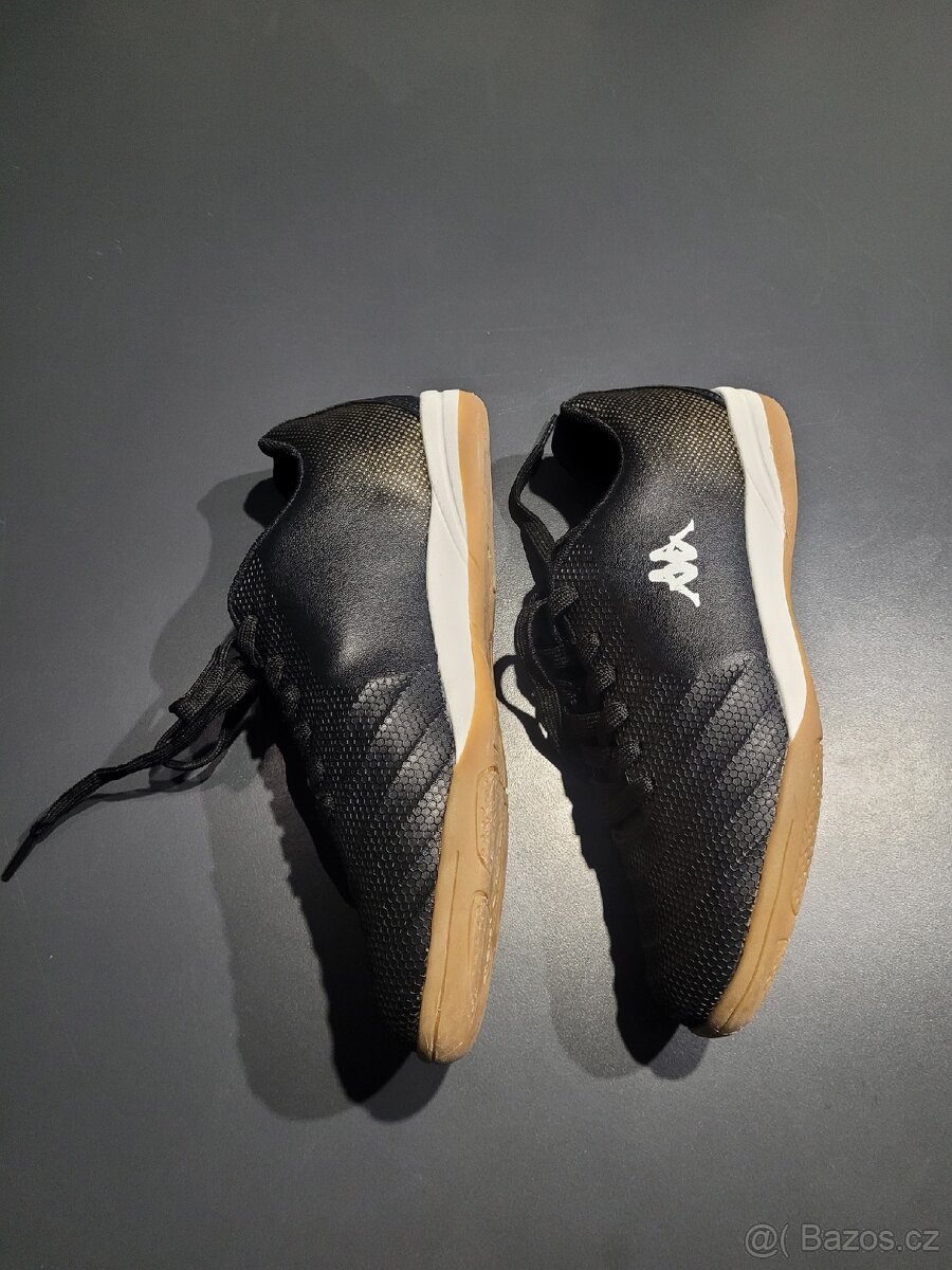 Kapsa dětské sálové boty, velikost 39 - 2