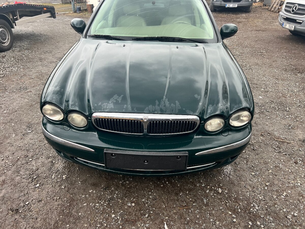 Jaguar X Type 2.5 V6 - 2