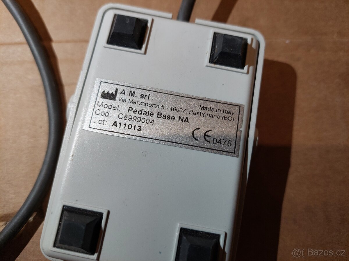 Nožní pedál ke klávesám. Italy - 2