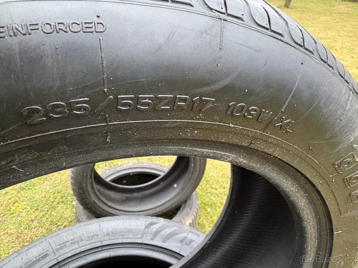 Pneu letní 235/55/R17 - 2