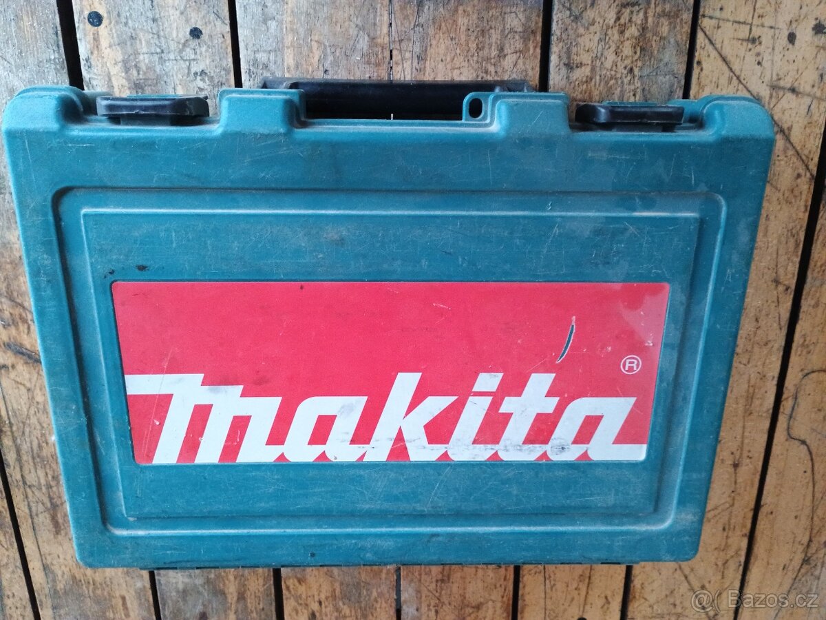 Pneumatická příklepová vrtačka Makita HR2460 - 2