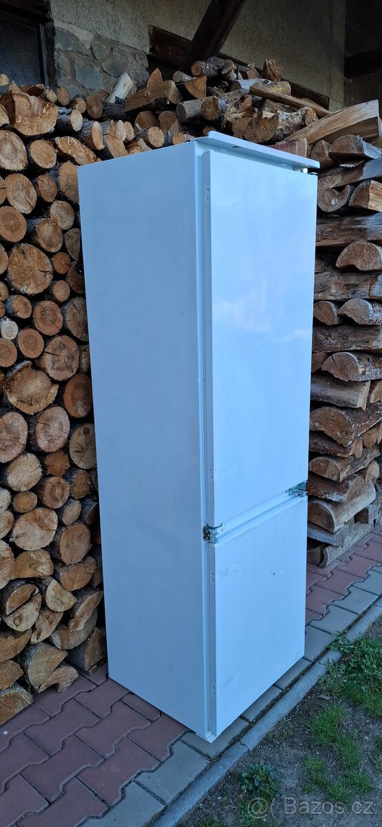 Lednička Whirpool - 2