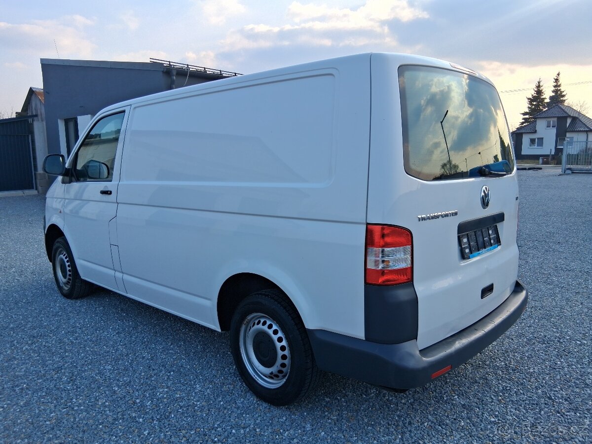 VW Transporter T5 facelift - 2