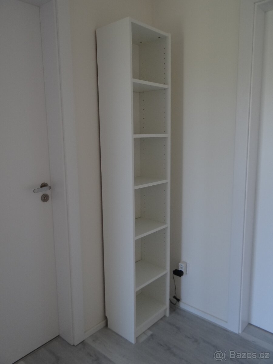 Bílá knihovna IKEA Billy - 2