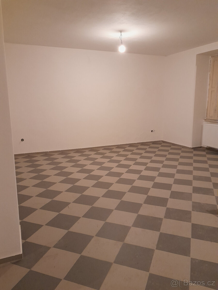 Komerční prostor 50 m² k pronájmu, Unhošť, Pražská ulice – pohled 2