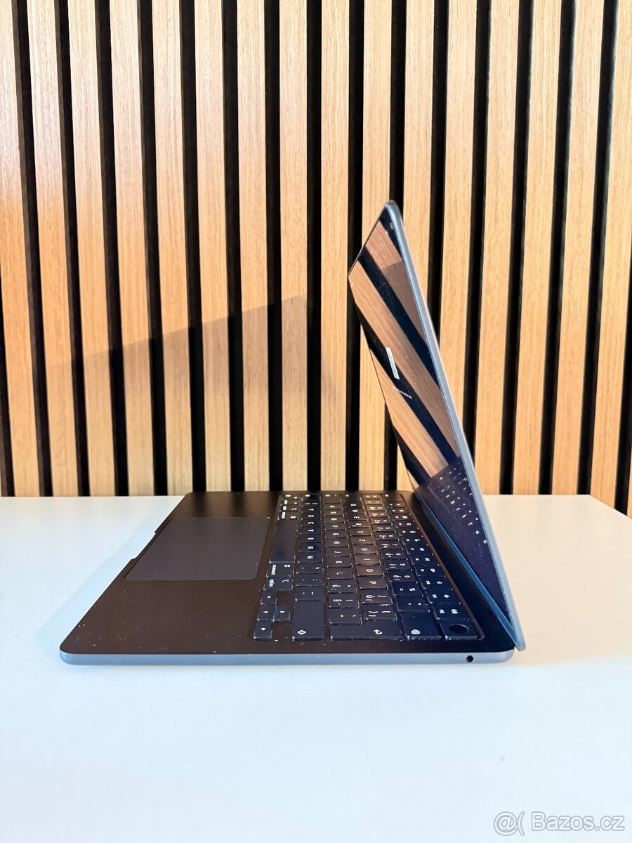 MacBook Air M2 - 2