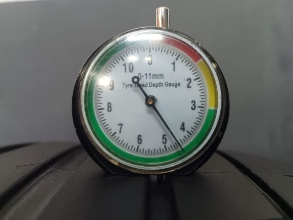 225/40 R19 MICHELIN (0820) - 2