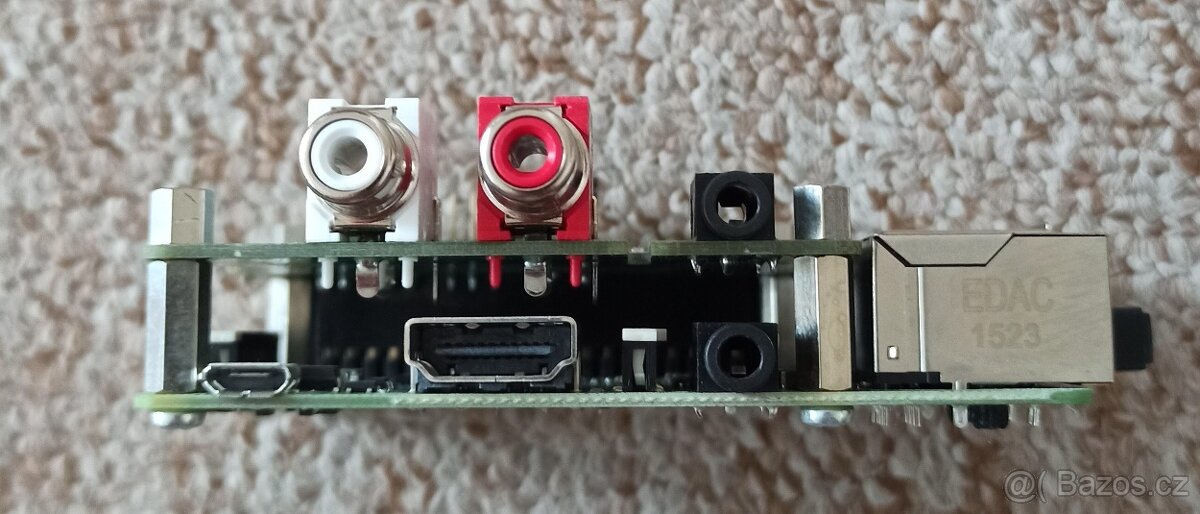 Raspberry Pi2 + TP Link Wireless N USB adapter + HiFiBerry - 2