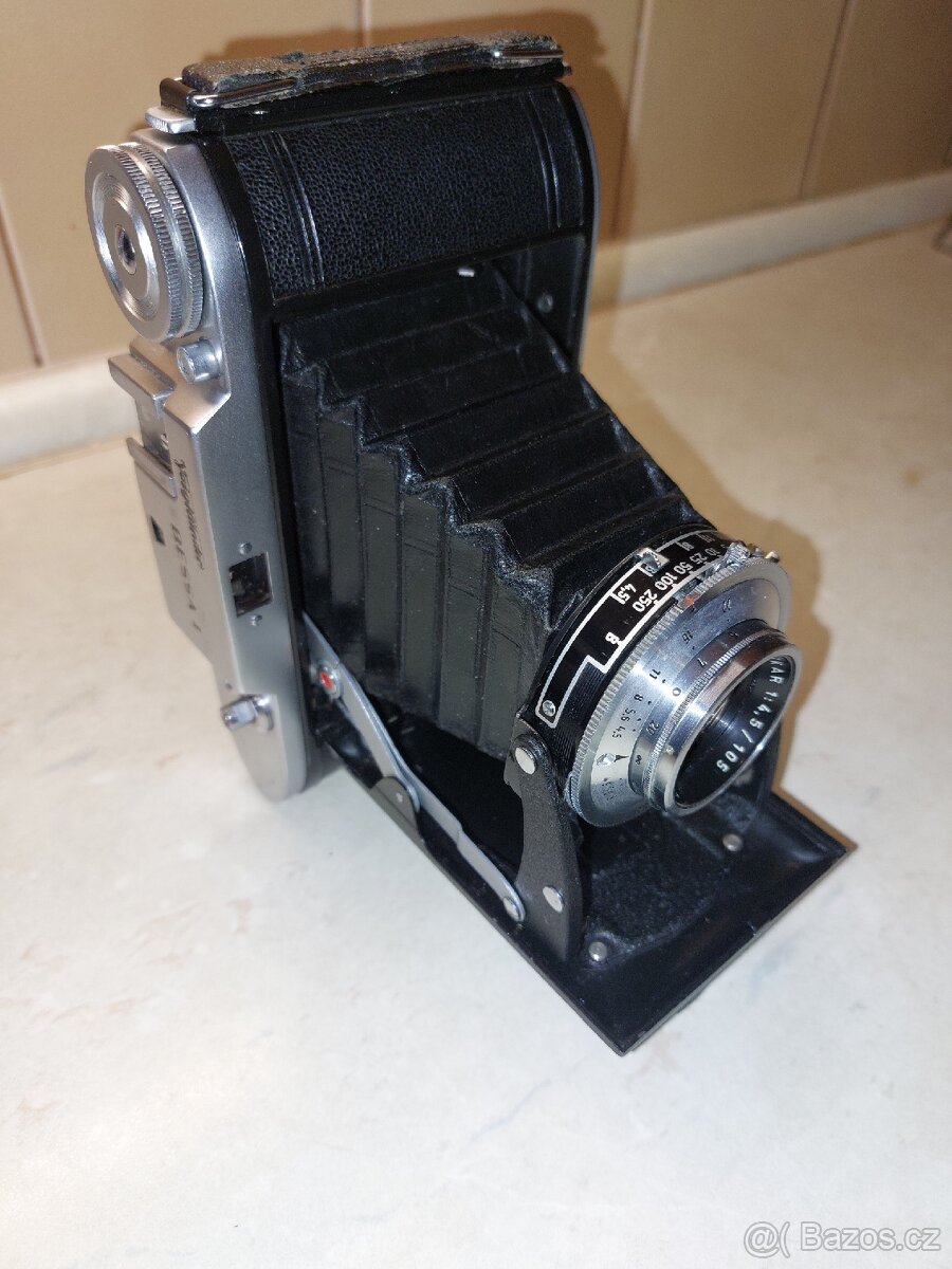 Voigtländer Bessa 1 - 2