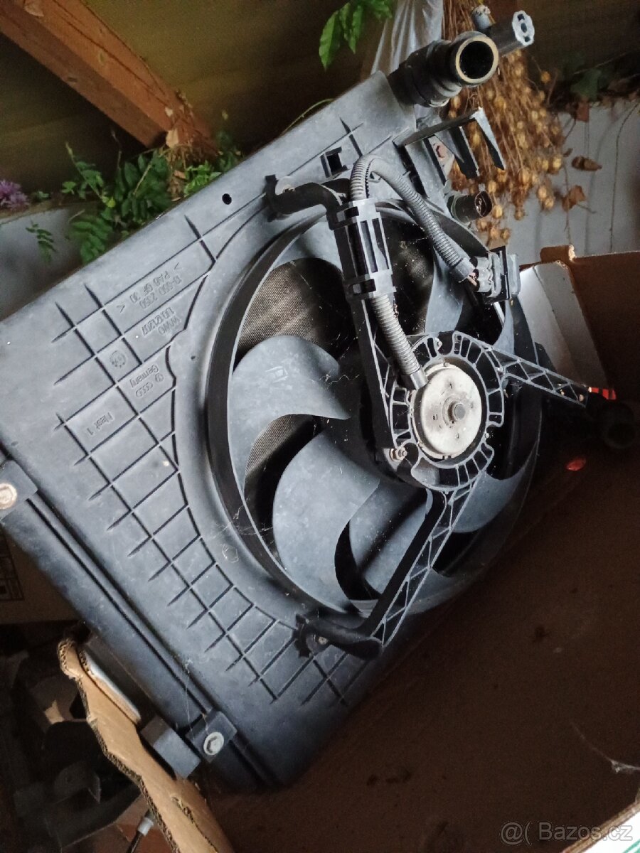 Škoda Octavia 1.6 55kw AEE - Chladič + Sahara - 2