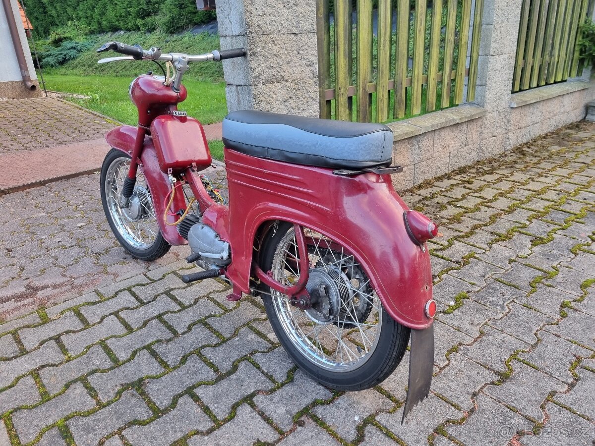 PRODÁM Jawa 555 pařízek, r.v.1958 - 2