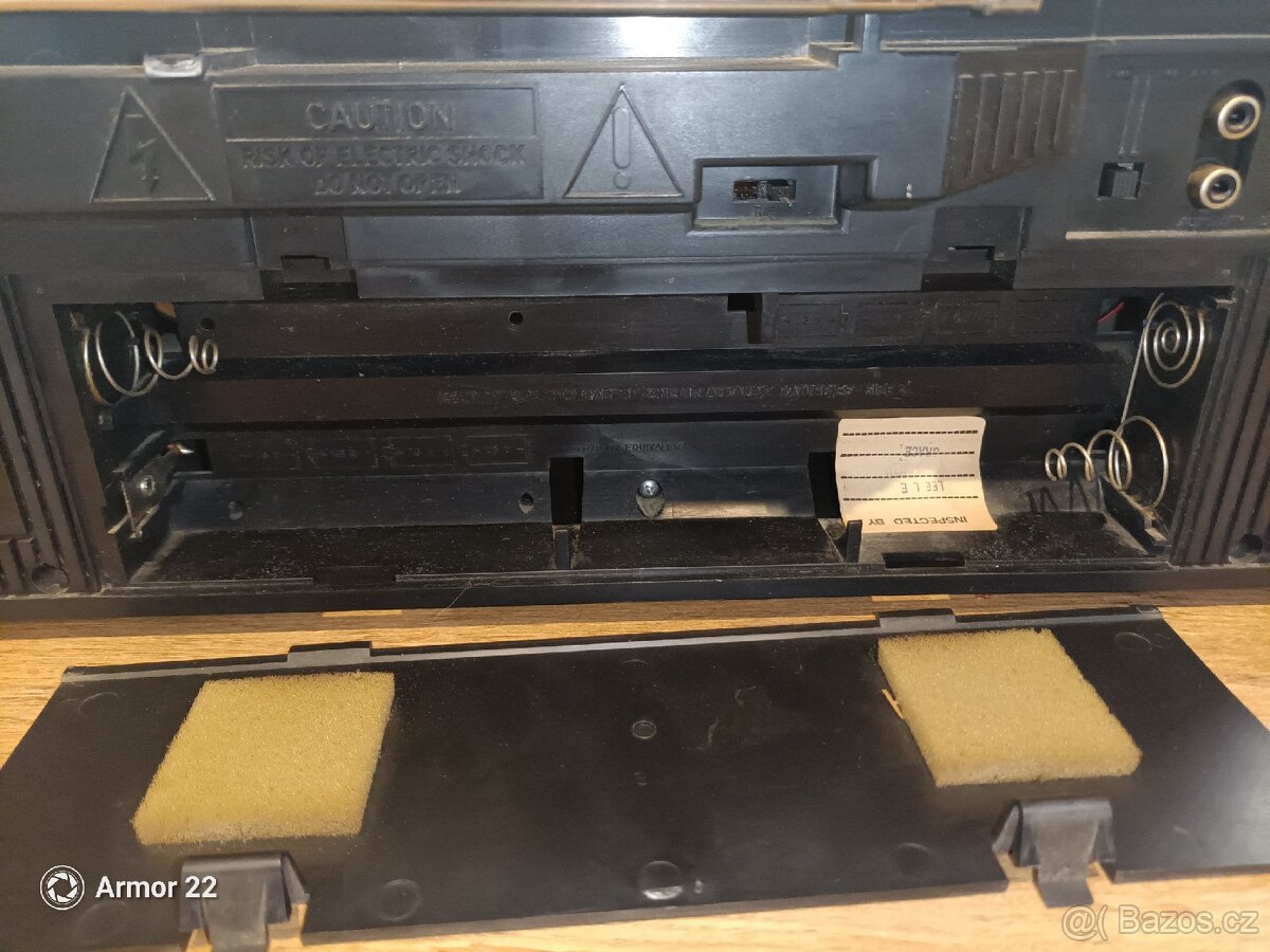 Philips D8349 Cu-Booster Boombox - 2