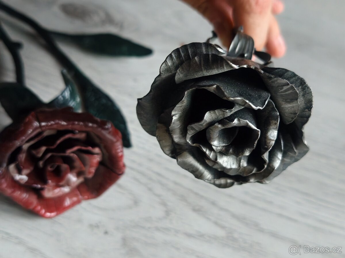 Ručně Kovaná růže - 2