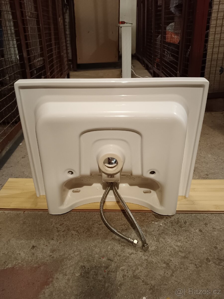 Umyvadlo, baterie, vypusť, sifon - 2
