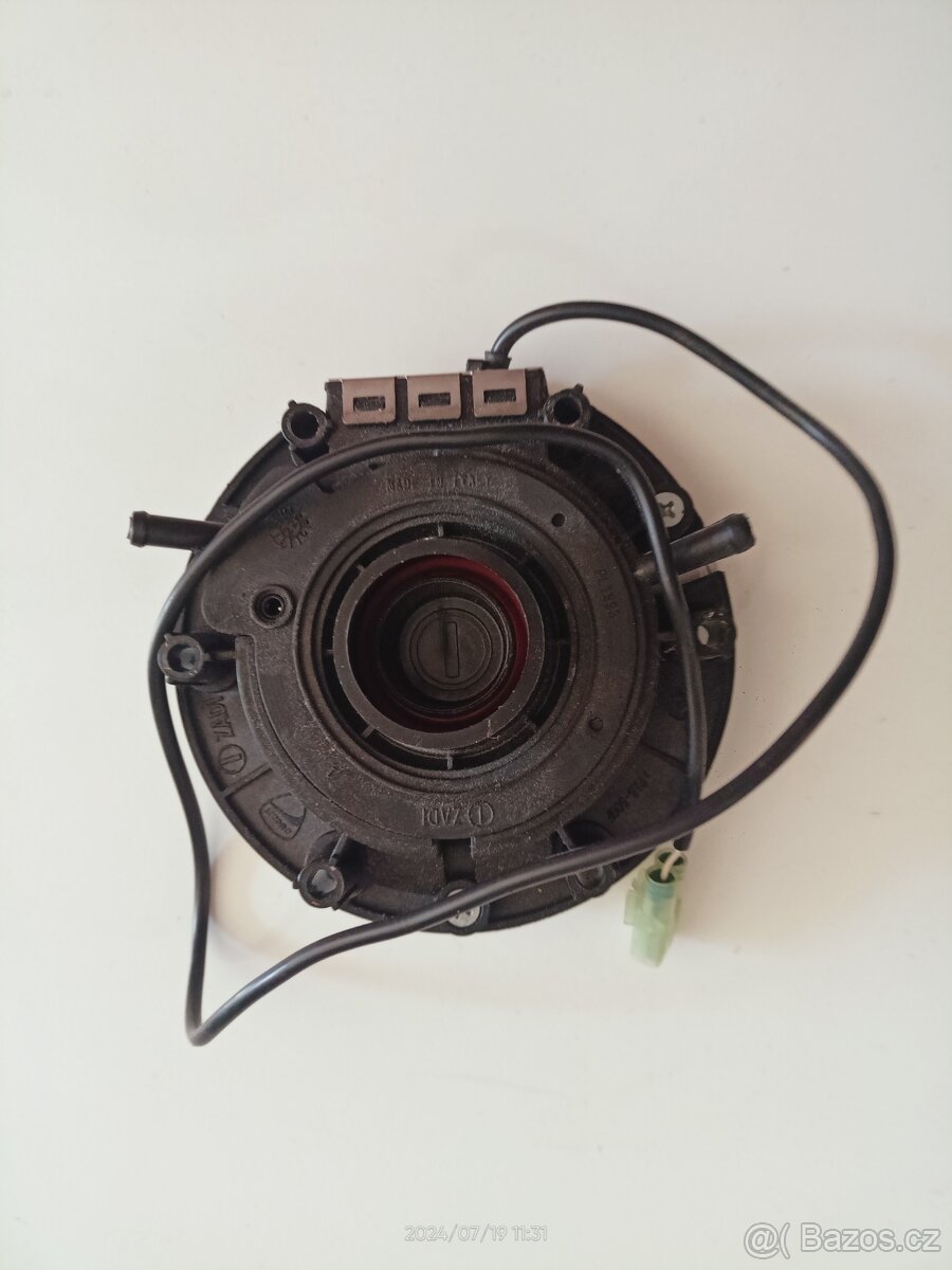 El. víčko Ducati - 2