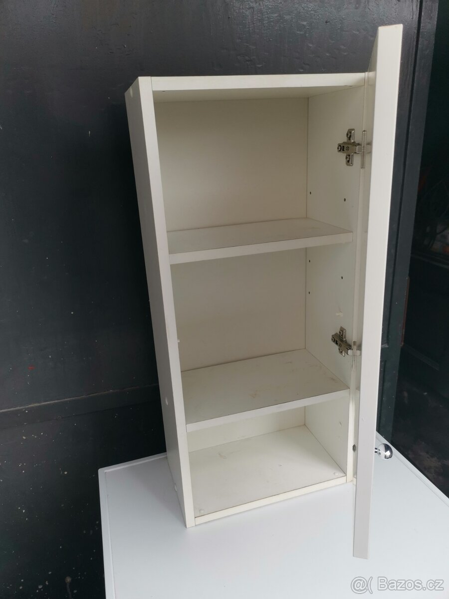 Skříňka do koupelny - 2