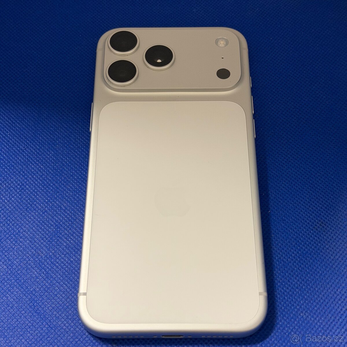 iPhone 17 Pro Max 256GB Silver, 1 rok záruka - 2