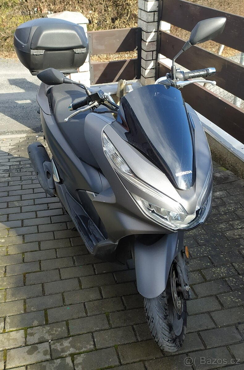 Prodám HONDA PCX 125 - 2