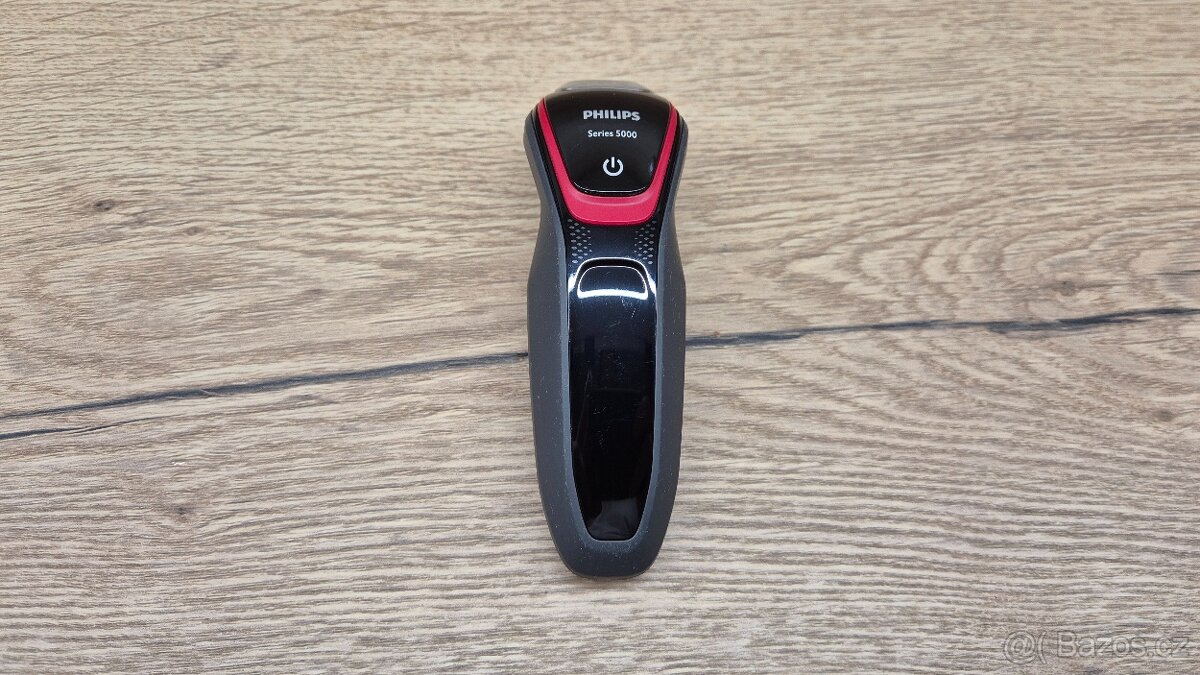Prodám holicí strojek Philips S5130/06 Series 5000 - 2