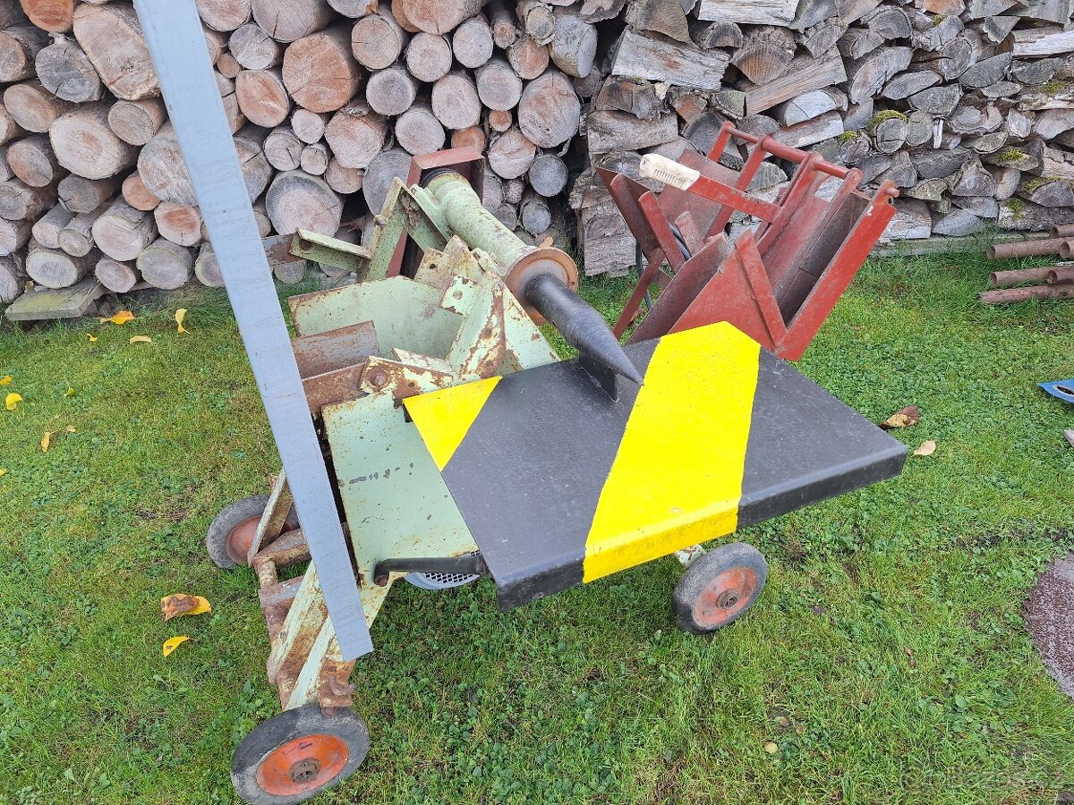 Cirkularka Narex HVP 77, tovární výroba - 2