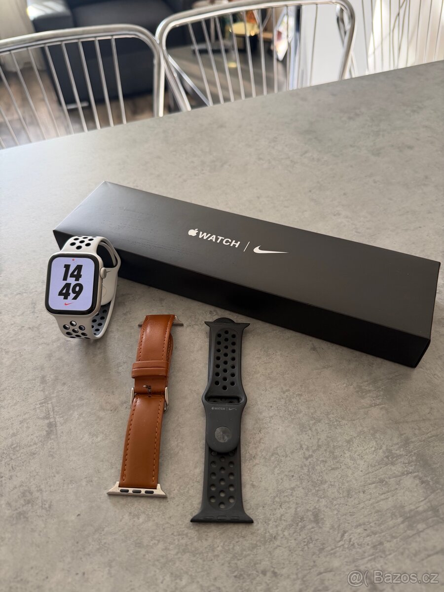 Apple Watch SE 2 - 2