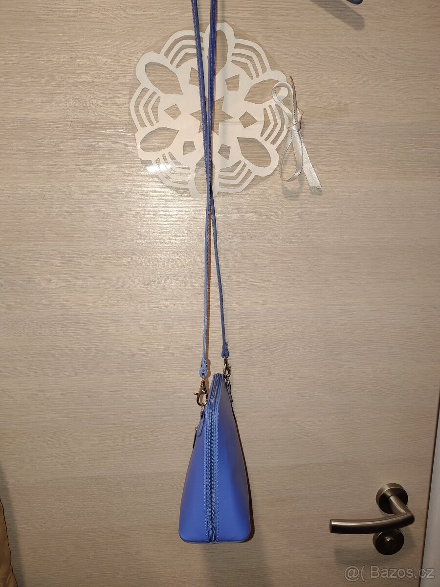 NOVÁ Kožená crossbody kabelka blankytně modrá barva - 2