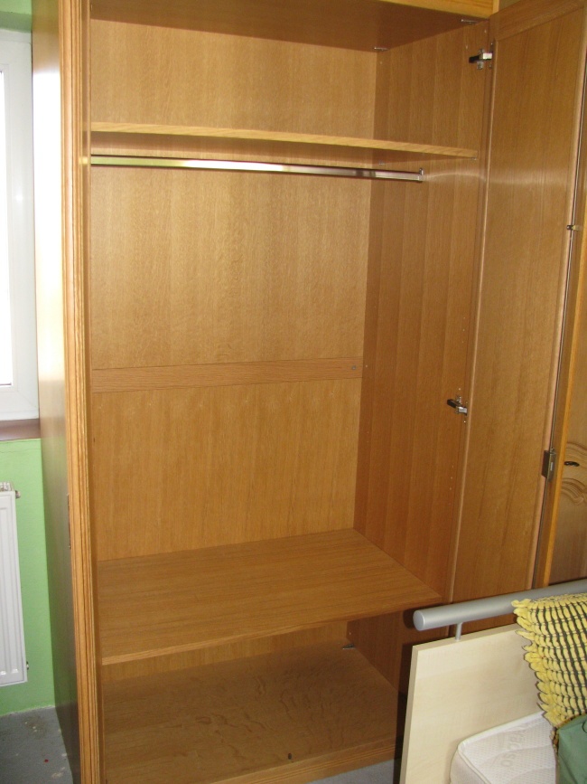 Šatní skříň - 2