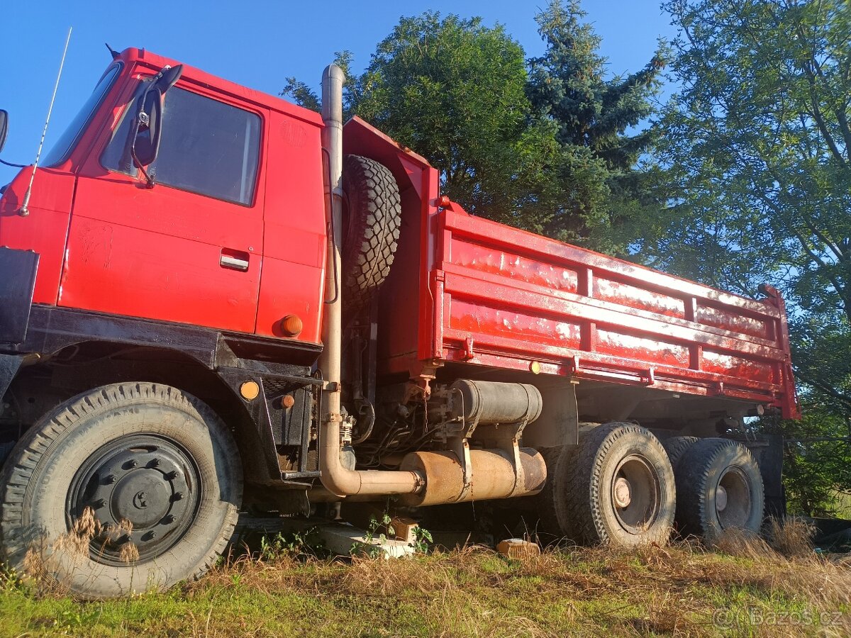 Tatra 815 sklápěč - 2