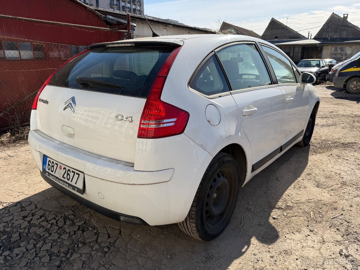 Citroen C4 1.4i 16V - 2