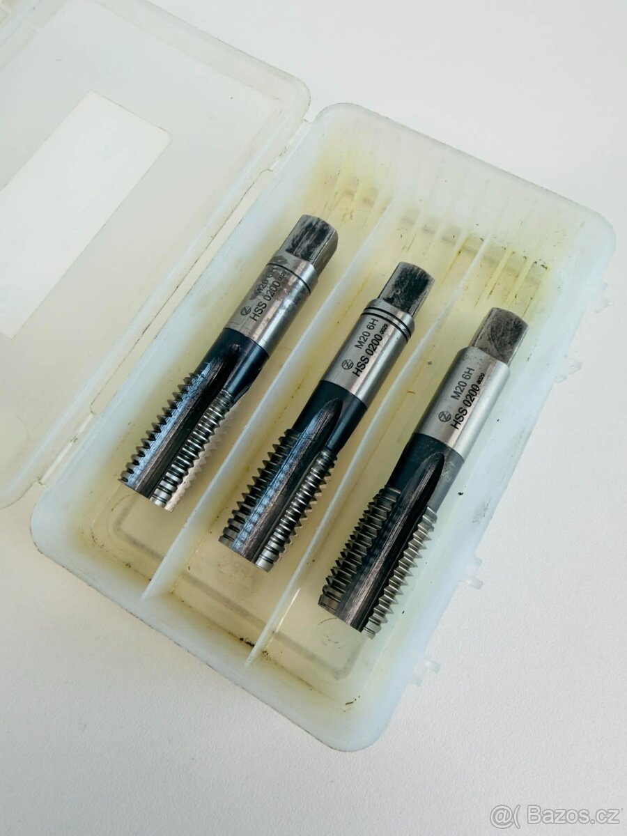 Sada závitníků M20x2,5 - 2