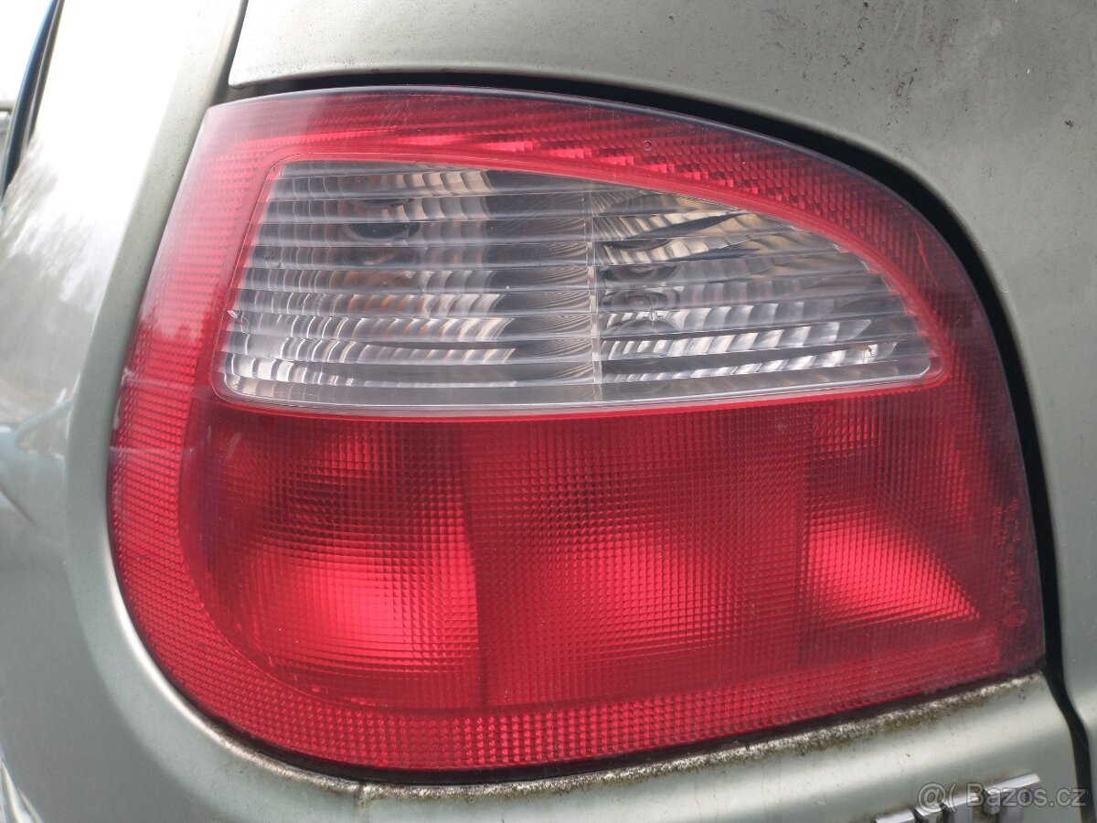 Megane zadní světla - 2
