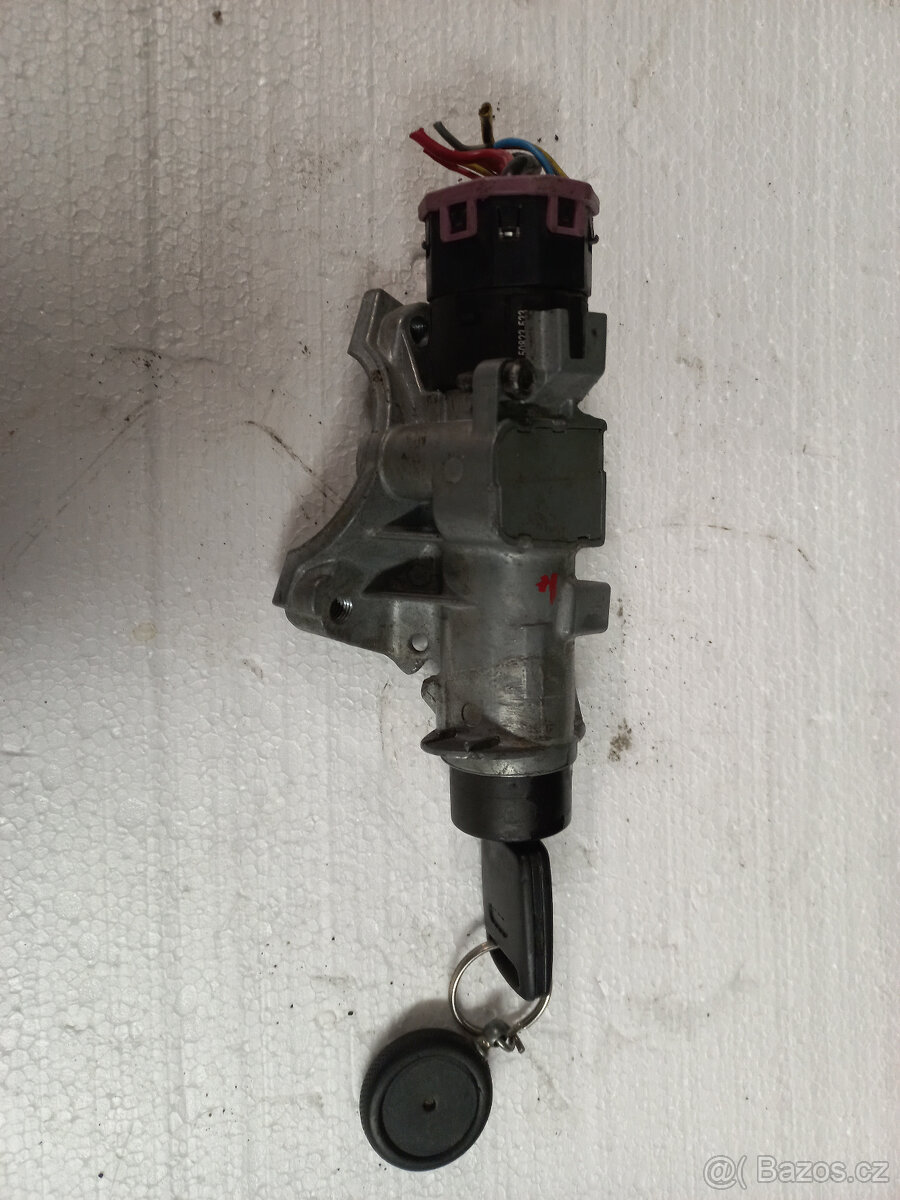 Spínačka Audi A4 B5 2,6 Quatro 4x4 110kw 94-99 - 2