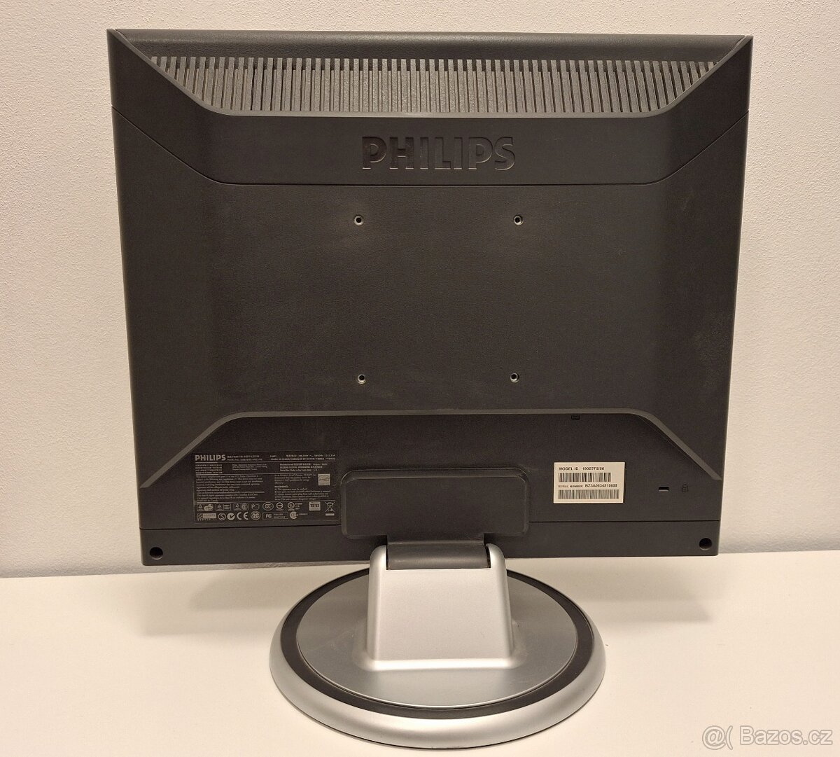 LCD monitor Philips 19" - plně funkční - 2