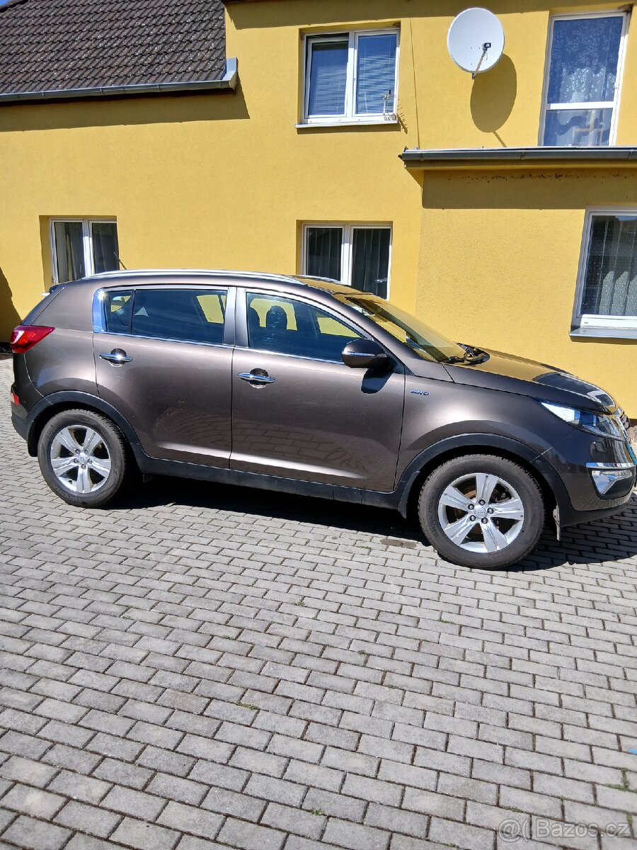 Kia - 2