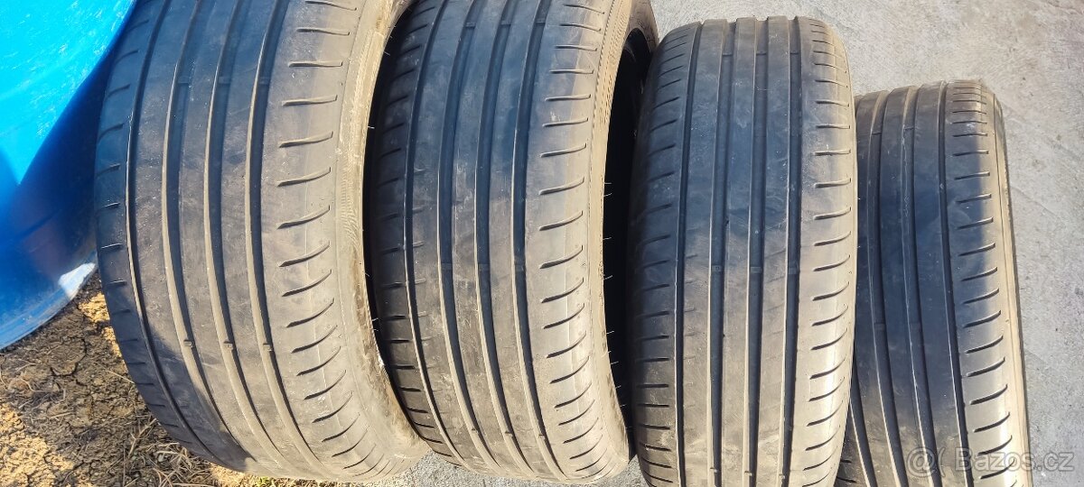 Prodam letní pneu Good Year 225/55 r17 runflat - 2