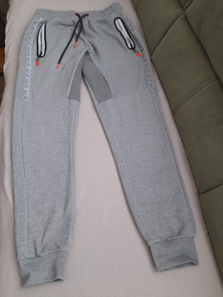 šedé tepláky vel. S - 2