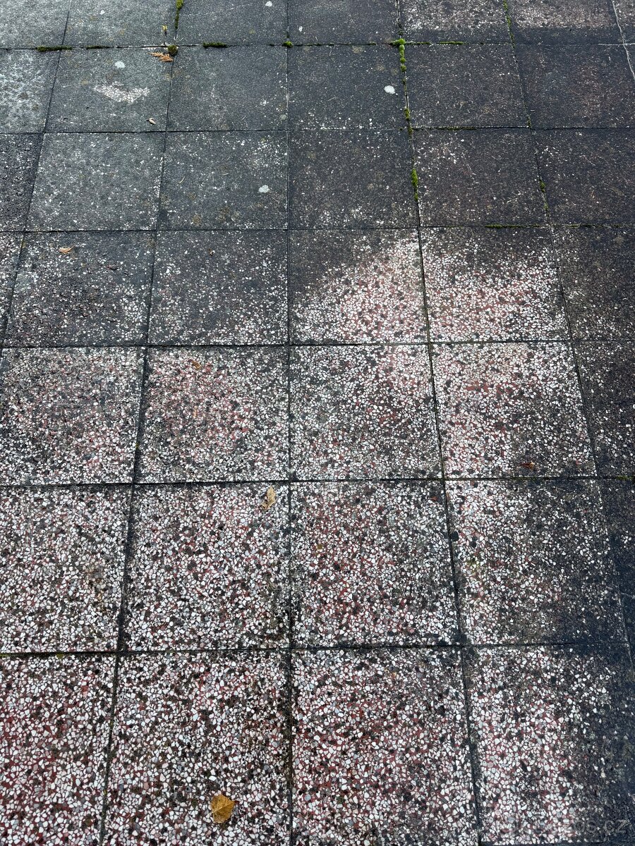 Dlažba 30x30 zdarma - 2