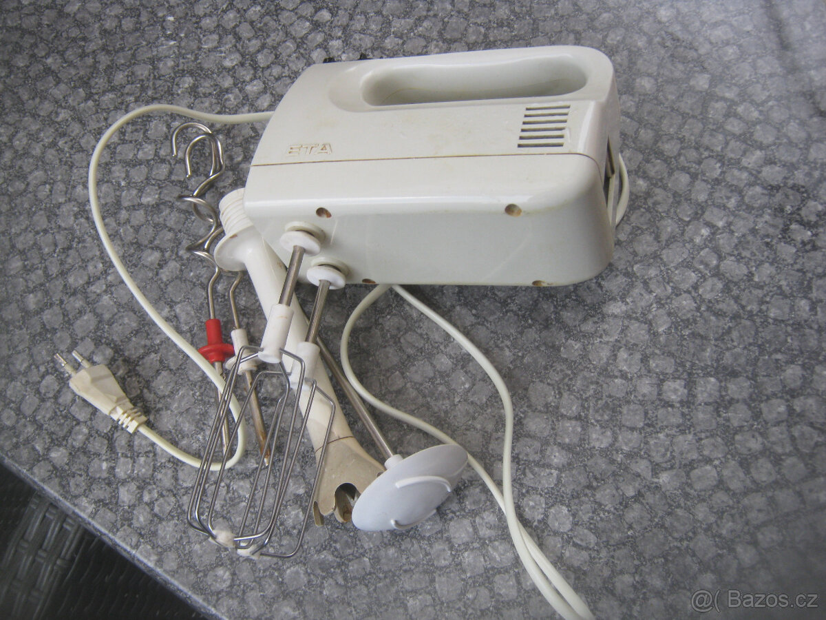 Prodám legendární ruční šlehač ETA 0042-s krabicí. - 2