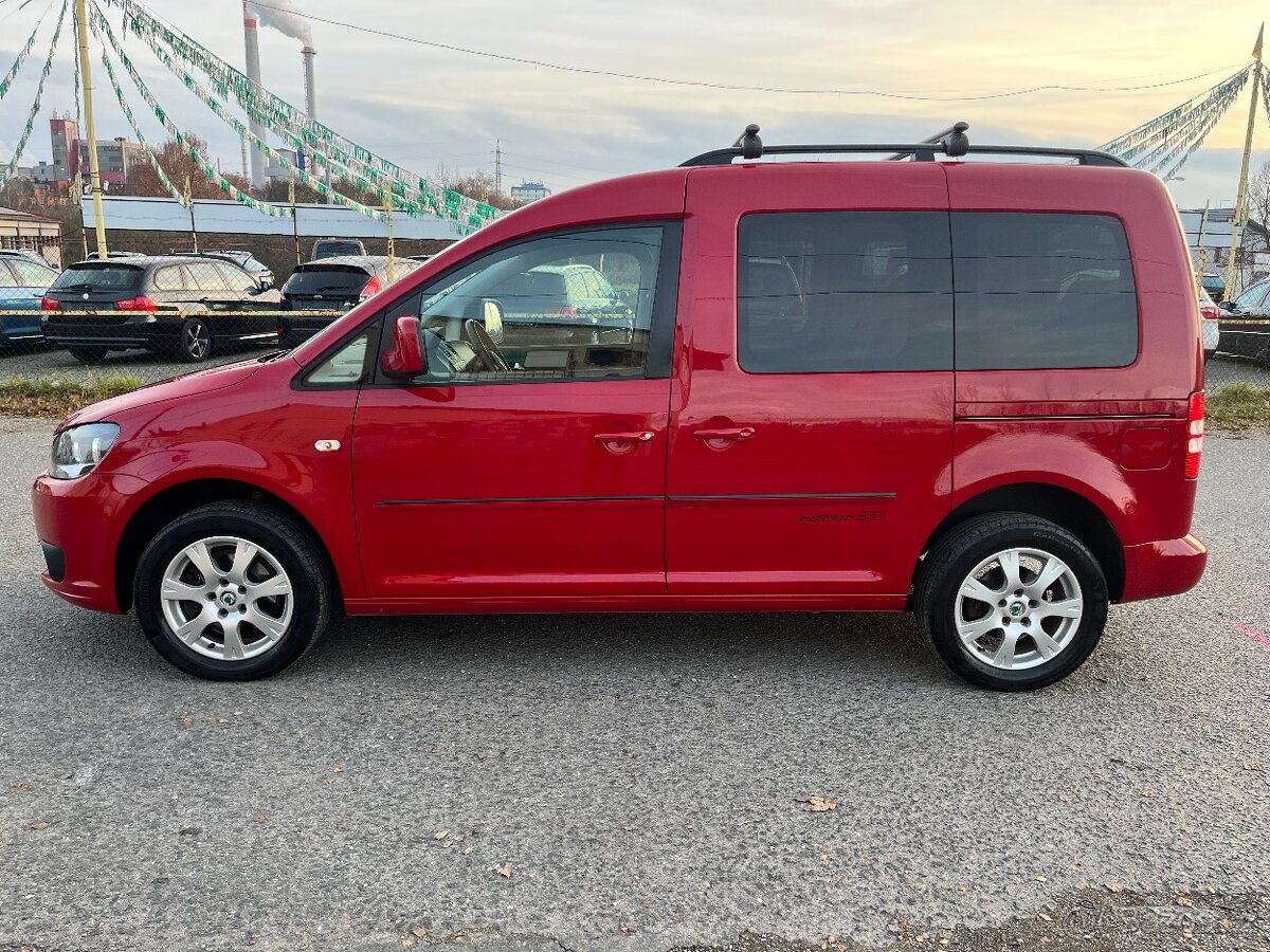 Vw Caddy 2.0tdi 103 kw 7.míst po servisu závěs vyhř.sedačky - 2