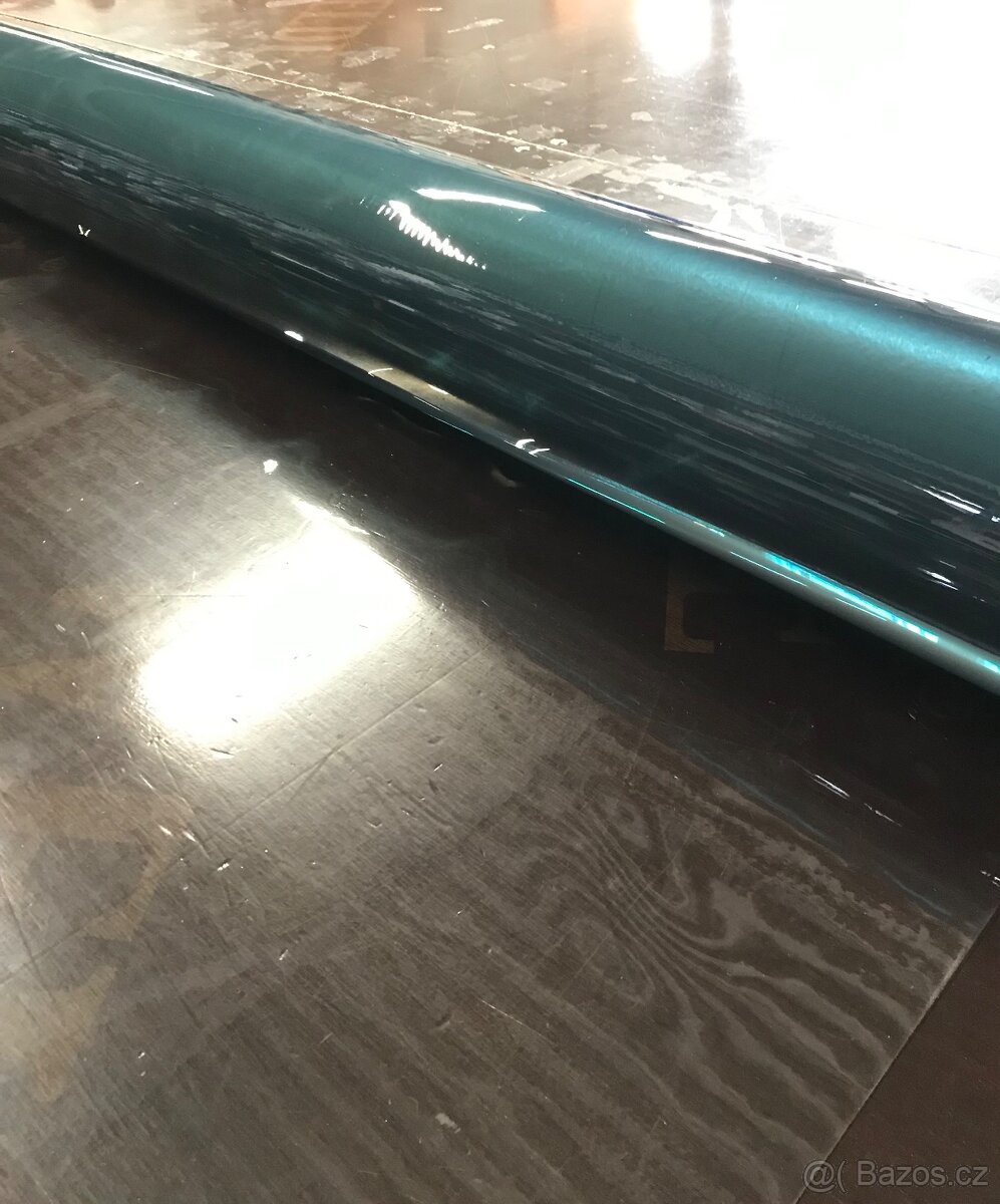 Průhledná PVC fólie “slída”; 620g/m2; 0,5mm tloušťka - 2