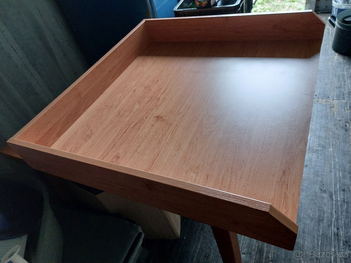 Přebalovací pult - 2