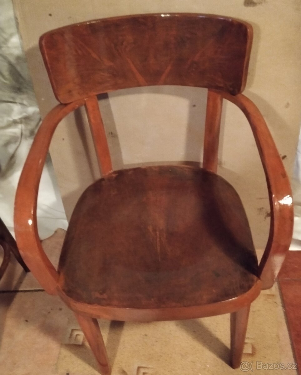 Nabízím staré polokřeslo Thoner č.14 (TON 3) rok 1940/50 - 2