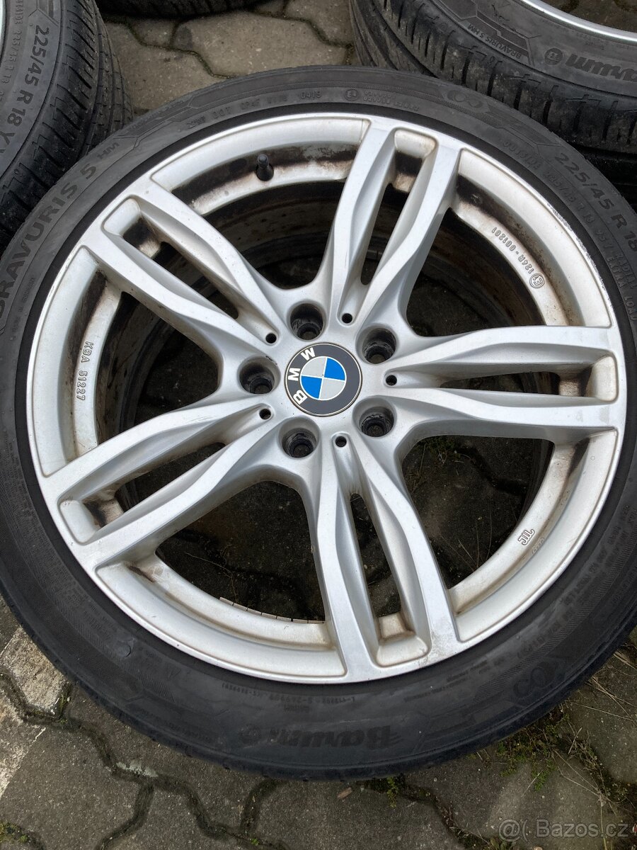 Sada alu kol z vozu BMW, rozteč 5x120, pneu letní - 2