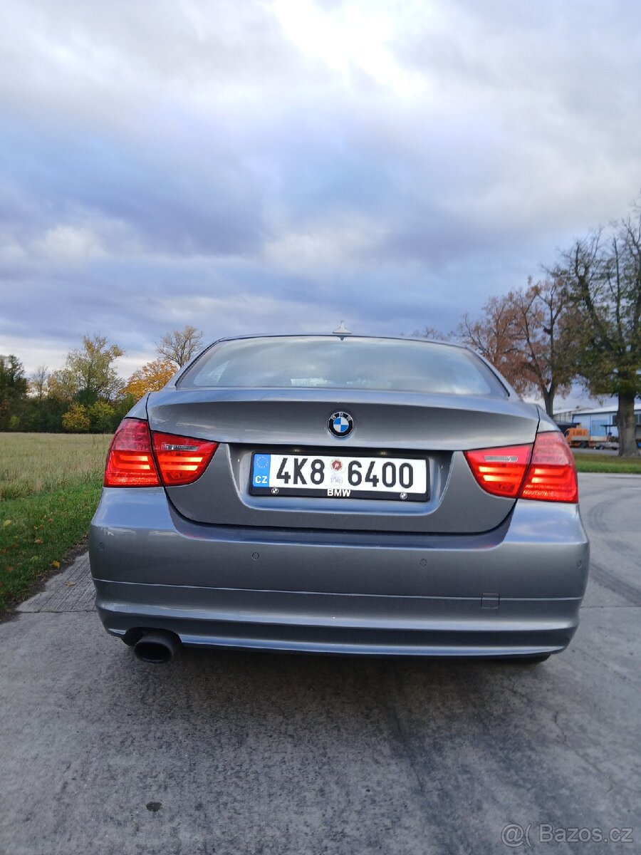 Bmw 320i E90 LCI 2011 - 2