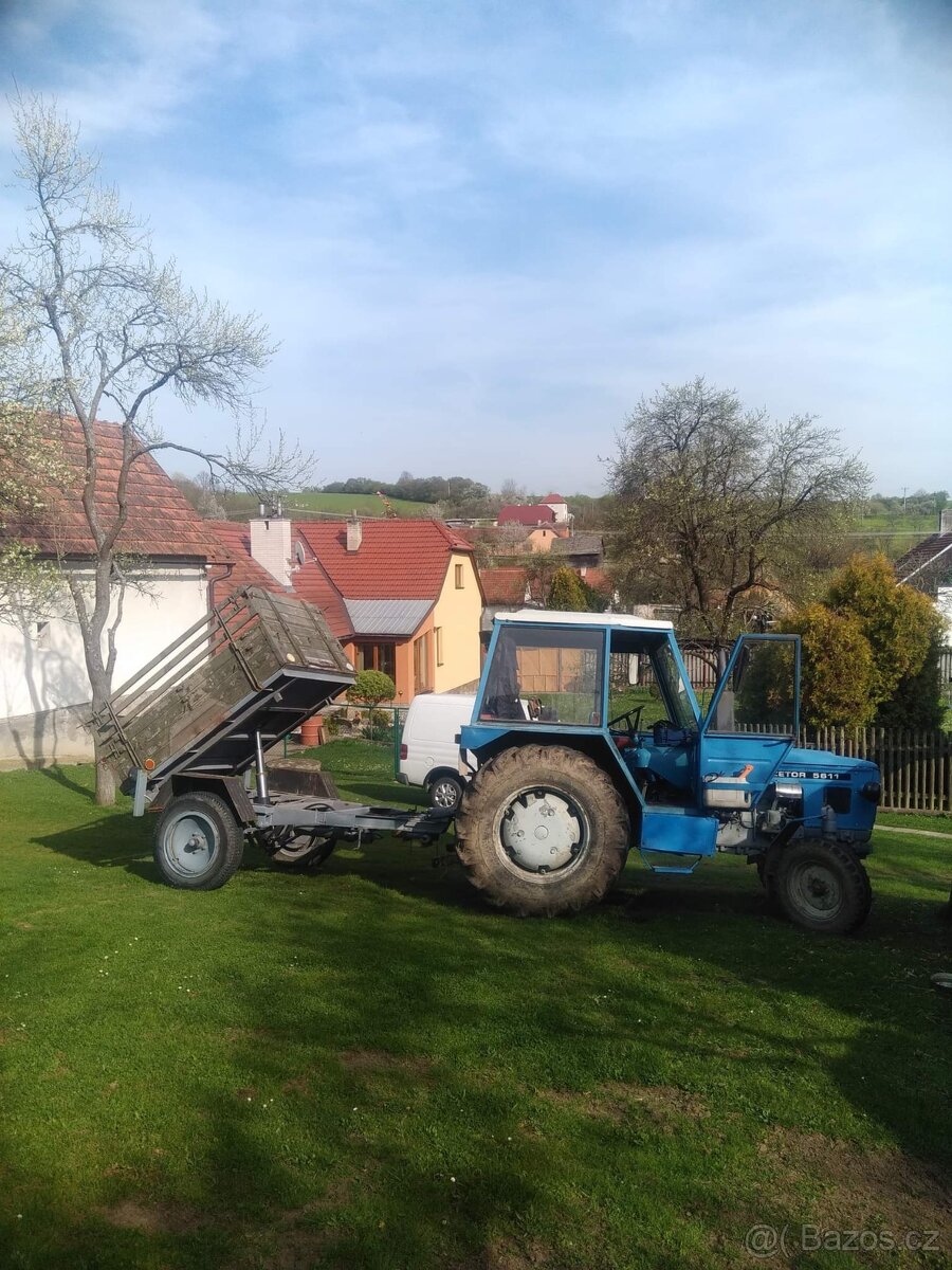 Prodám vlek. vlečku za traktor jednoosý. sklopný. - 2