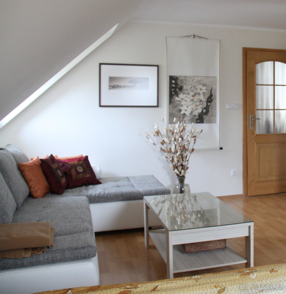 Rozkládací gauč - SLEVA - 2