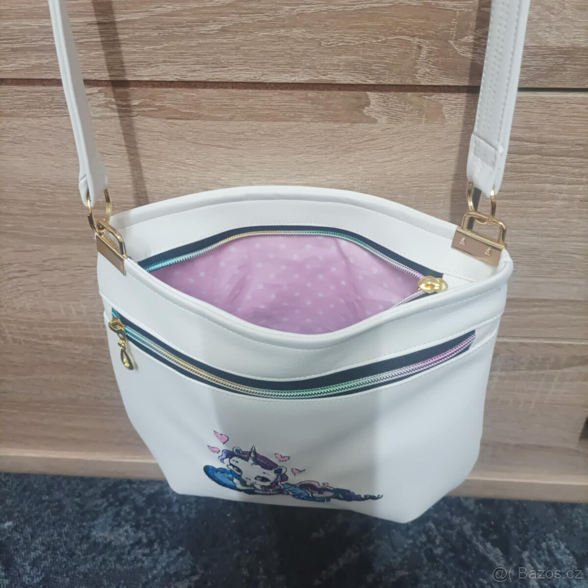 Kabelka s výšivkou - 2